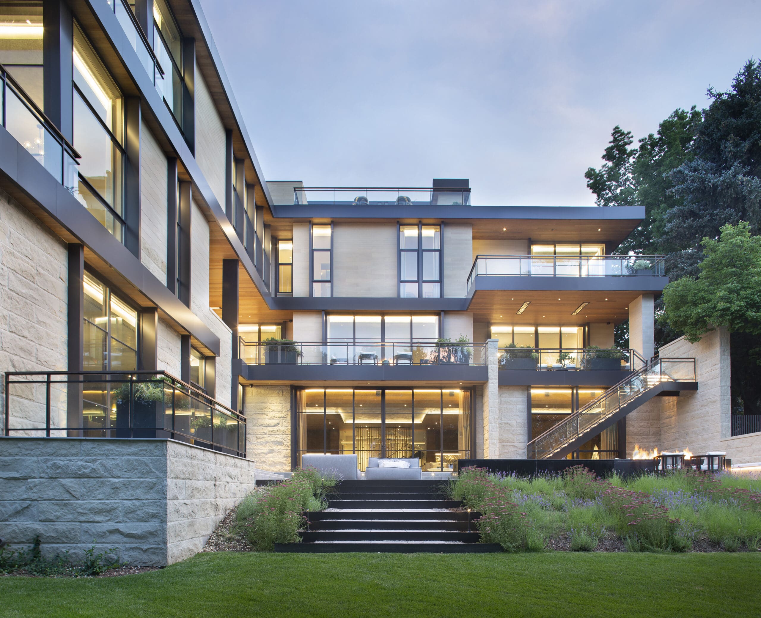 MODERN PRAIRIE HOUSE