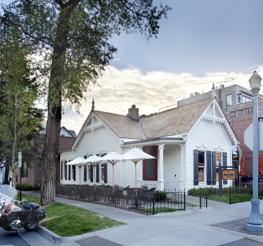 White House Tavern