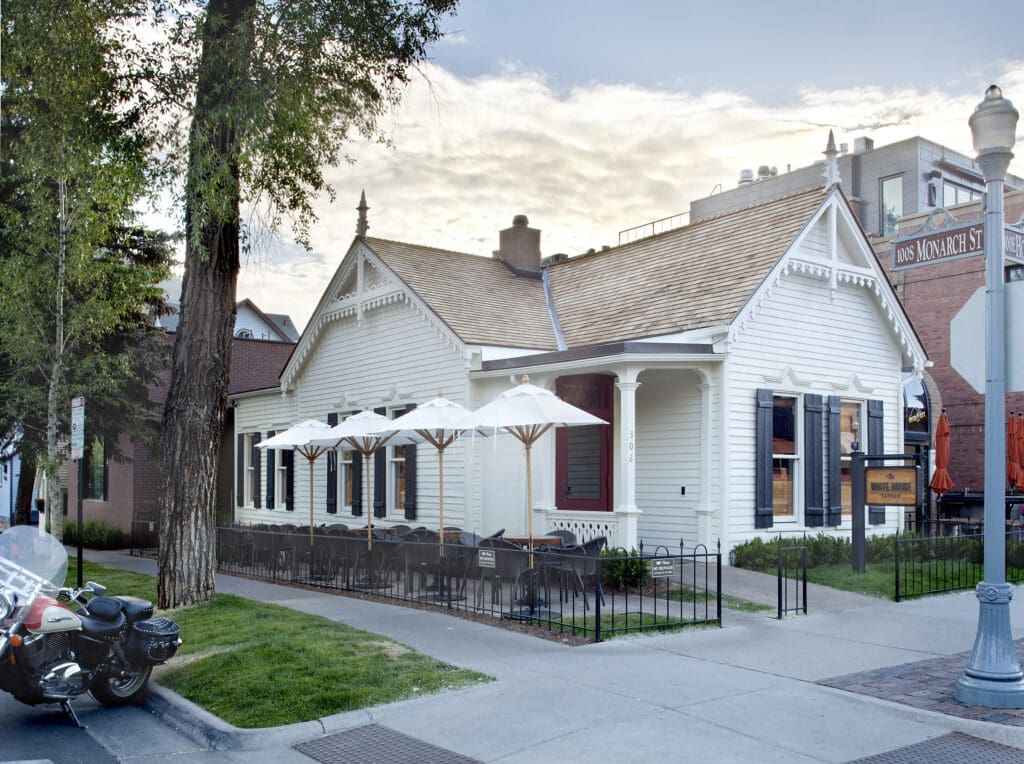 White House Tavern